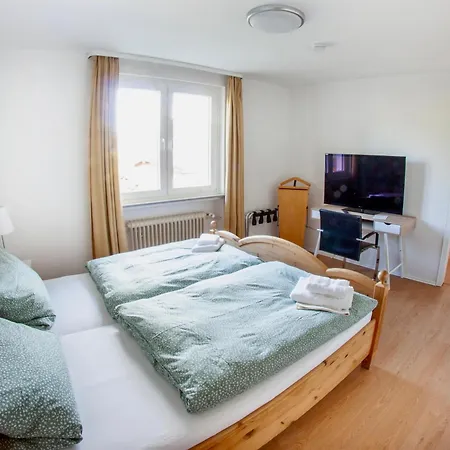 Πανδοχείο Gaestehaus Zur Linde