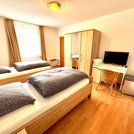 Kro Gaestehaus Zur Linde