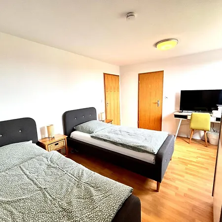 Gaestehaus Zur Linde Πανδοχείο