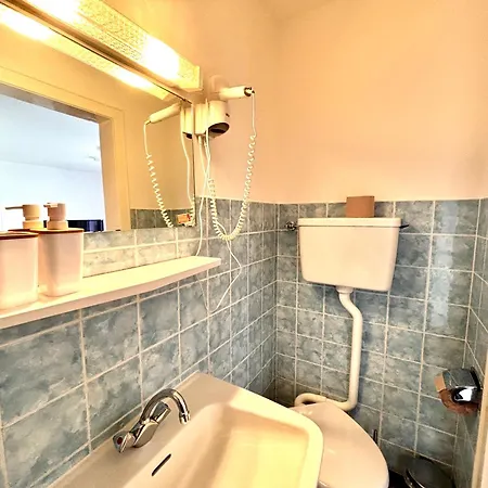 Gaestehaus Zur Linde Πανδοχείο *