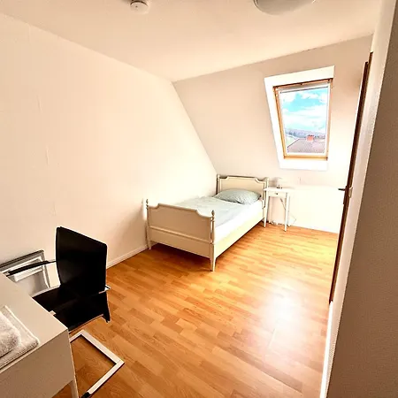 Πανδοχείο Gaestehaus Zur Linde *